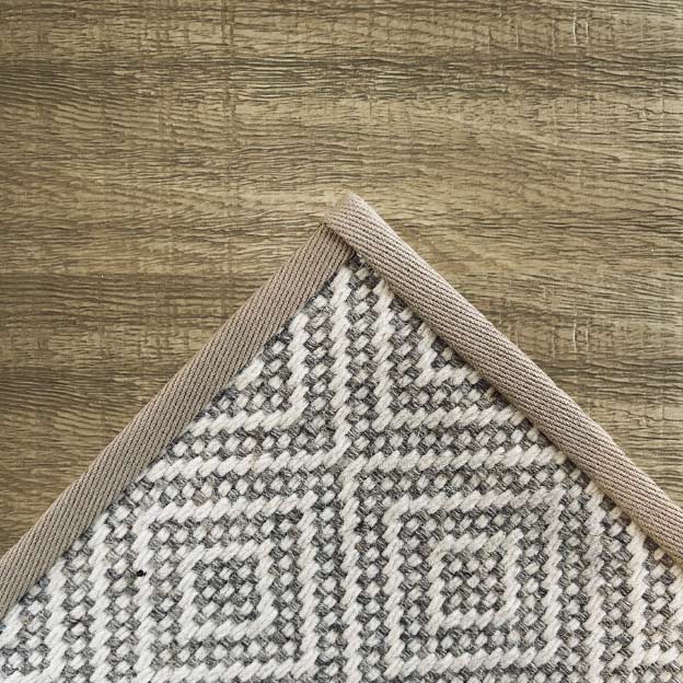 Lapped Border